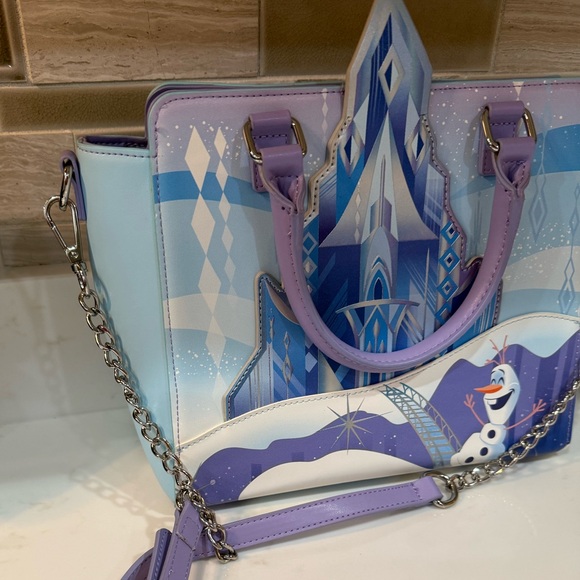 Loungefly Disney Frozen Princess Castle Crossbody Bag Purse - Picture 7 of 16